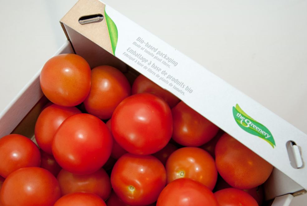 Een voorbeeld: Tomatenstengels zijn gebruikt voor de productie van een doos waarin tomaten worden verpakt.